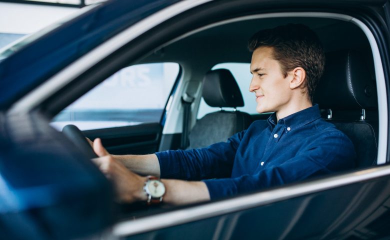 What Is The Ideal Time To Connect With Driving Instructors?
