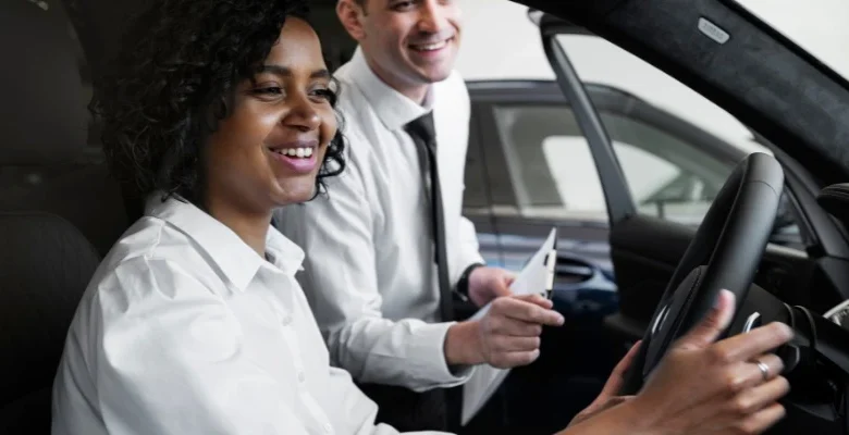 How Professional Driving Instructors Develop Split-Second Risk Assessment Skills